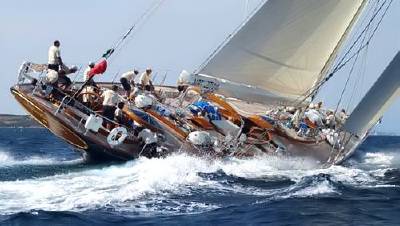 Hodgdon-built Antonisa under sail at Maxi Worlds. Photo by Tim Wright. Hodgdon-built Antonisa under sail at Maxi Worlds. Photo by Tim Wright.